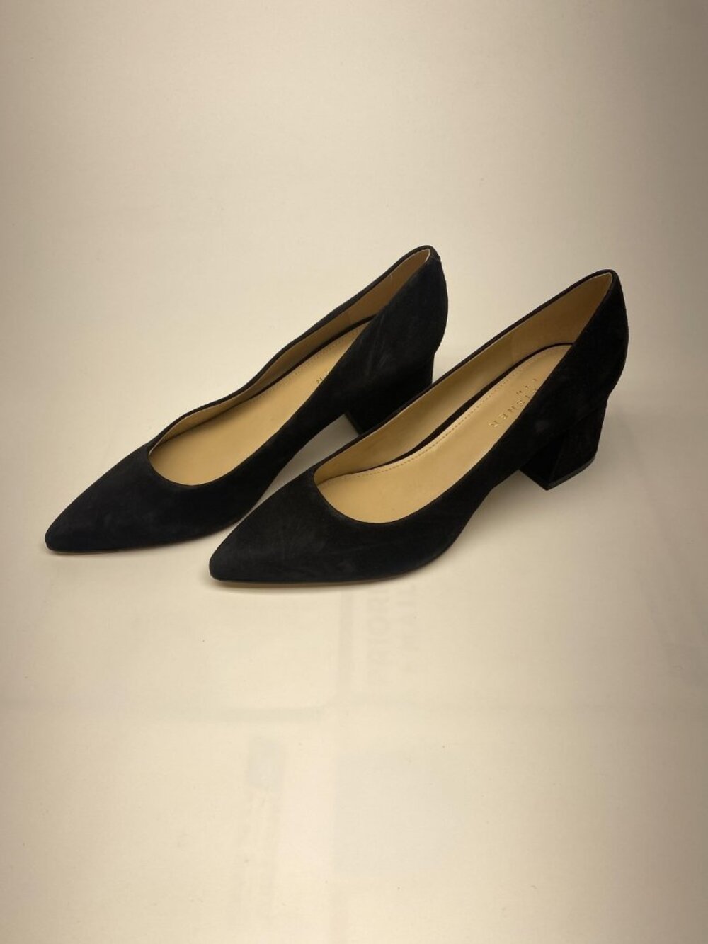 Marc Fisher Shoes Womens Size 8.5 Black Suede Block Heel Pointed Toe Dress Pumps